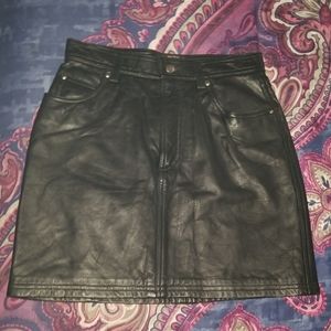 Gap women's 100% leather mini skirt